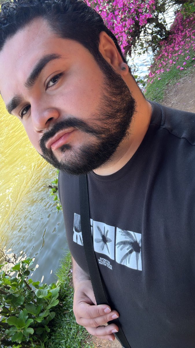 OLLIVERR4's tweet photo. Pega pra você ? 🙈 https://t.co/G3pnxZQweX