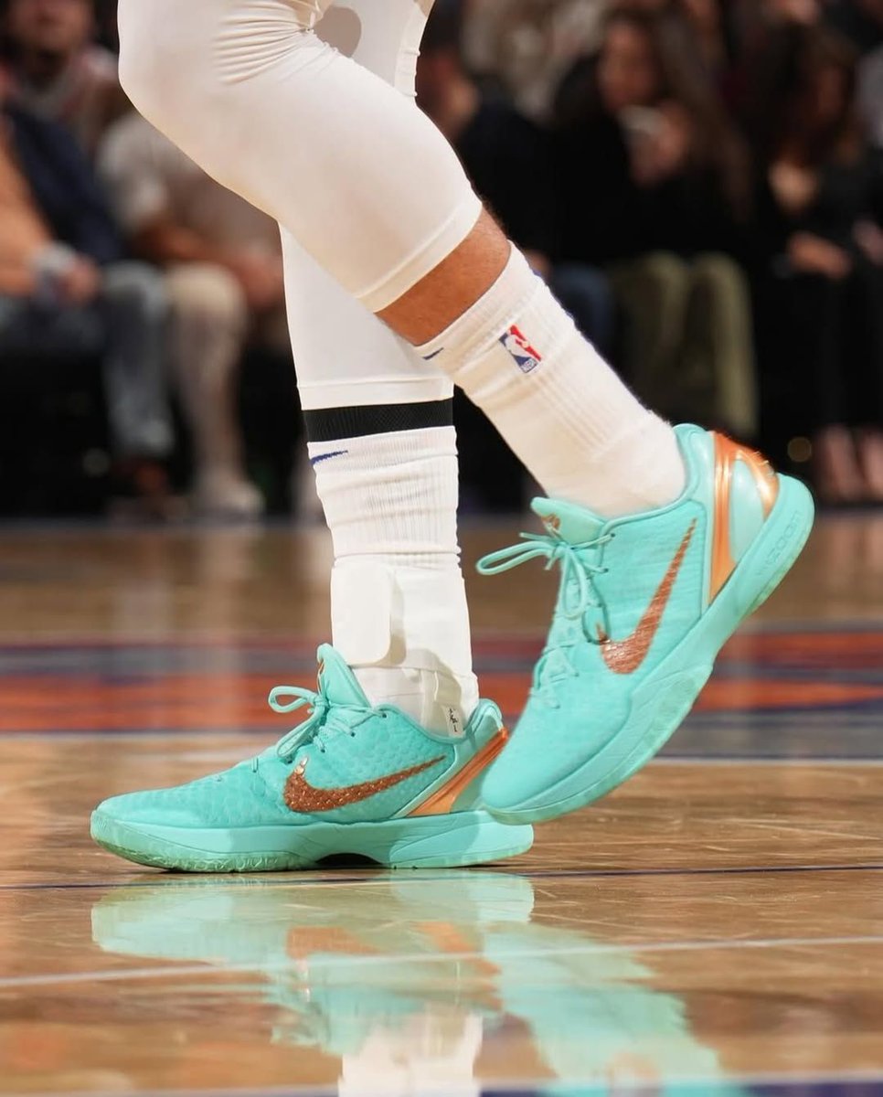 statue of liberty nike