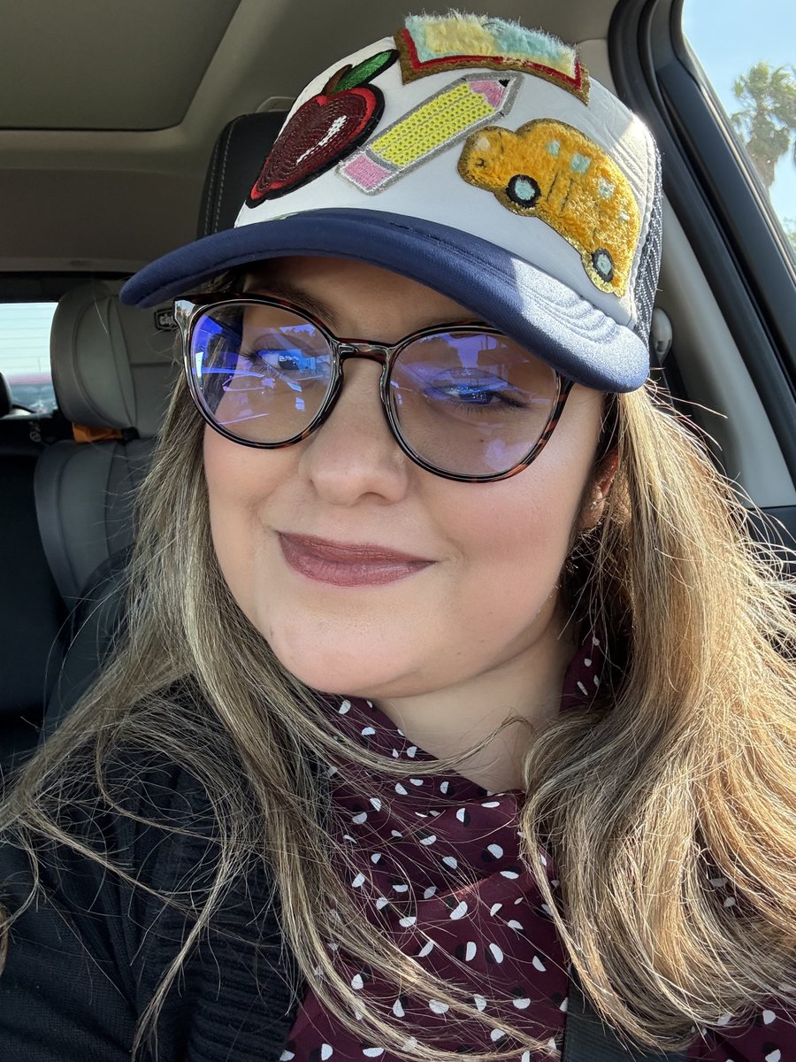 GracieT47518693's tweet image. This hat represents more than myEdTech journeyit , represents my motivation to blend technology and heart in the Pre-K classroom.&quot;cgarza0930 @msgracia15
@Leticia_FF77 @KarinaMarin @SaraLeeSanchez2 @marisol_garza_1
@MarlenHinojosa8 #LJTECHi3 @LaJoyaISDEdTech