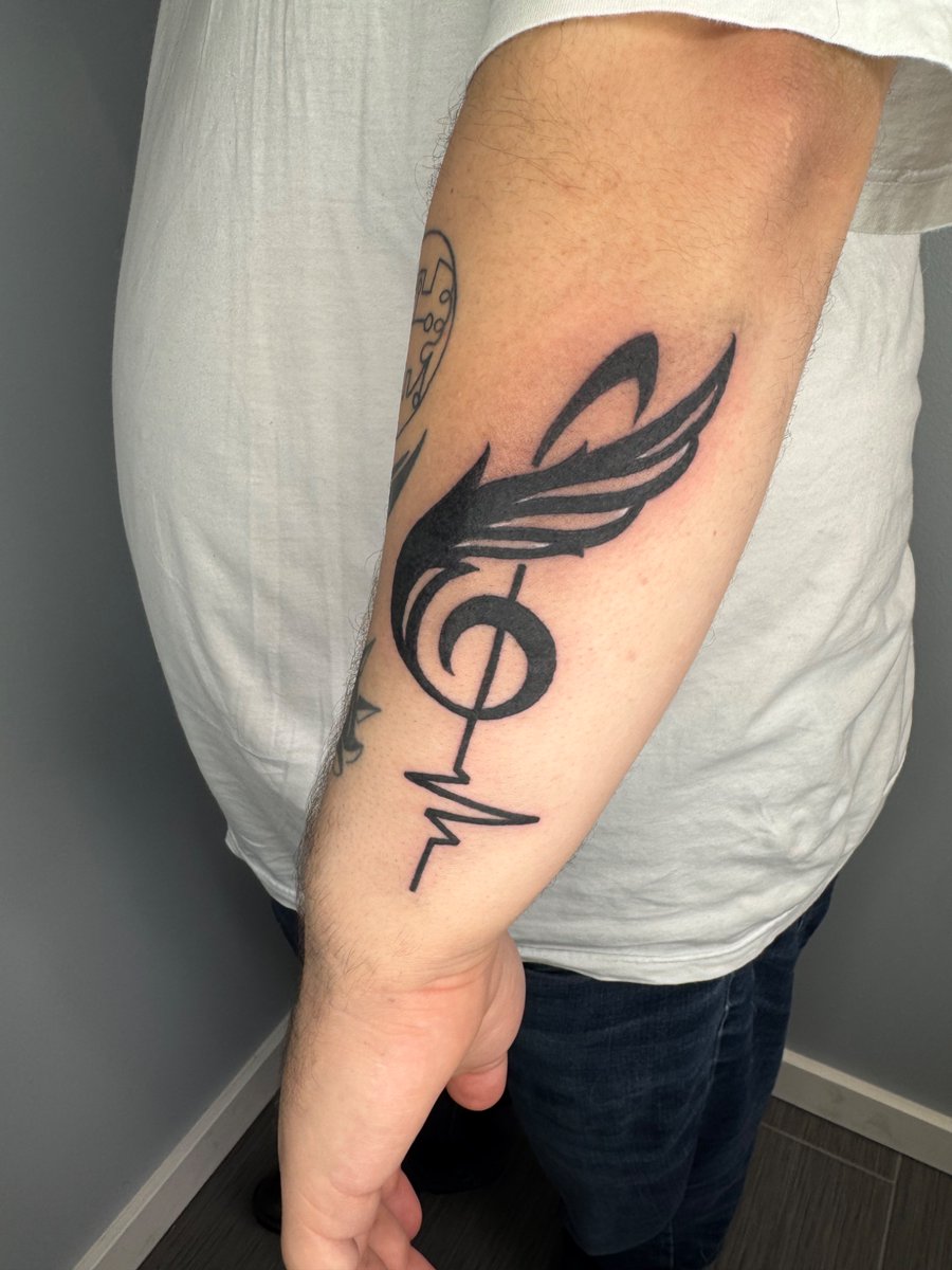 AnInternetDevil's tweet image. New Angel beats inspired tattoo