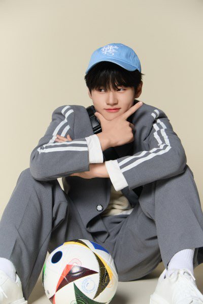 mung0781's tweet photo. 승백아 생일 축하해💕💕
#이승백 #푸른여정을_이어갈_승백이의_생일을_응원해 https://t.co/wxkcO1Z6S0