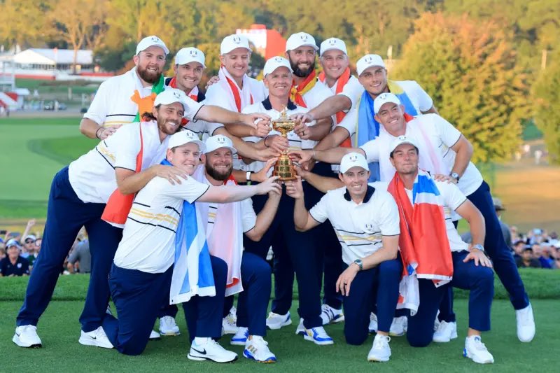 tomst7's tweet photo. Triumph over evil 😂 #RyderCup #TwoMoreYears https://t.co/jPfcsJw2lR