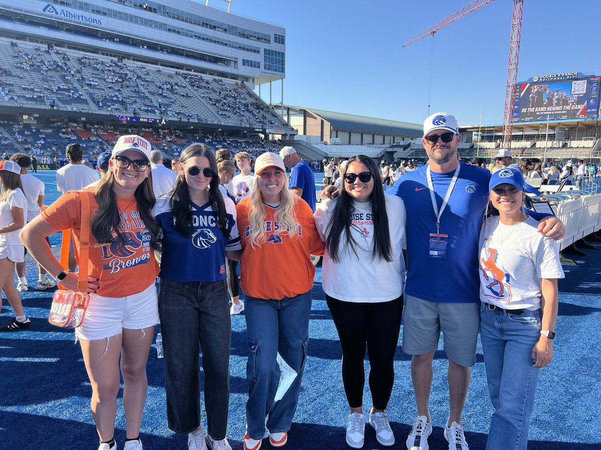 terra mcgowan tweet media