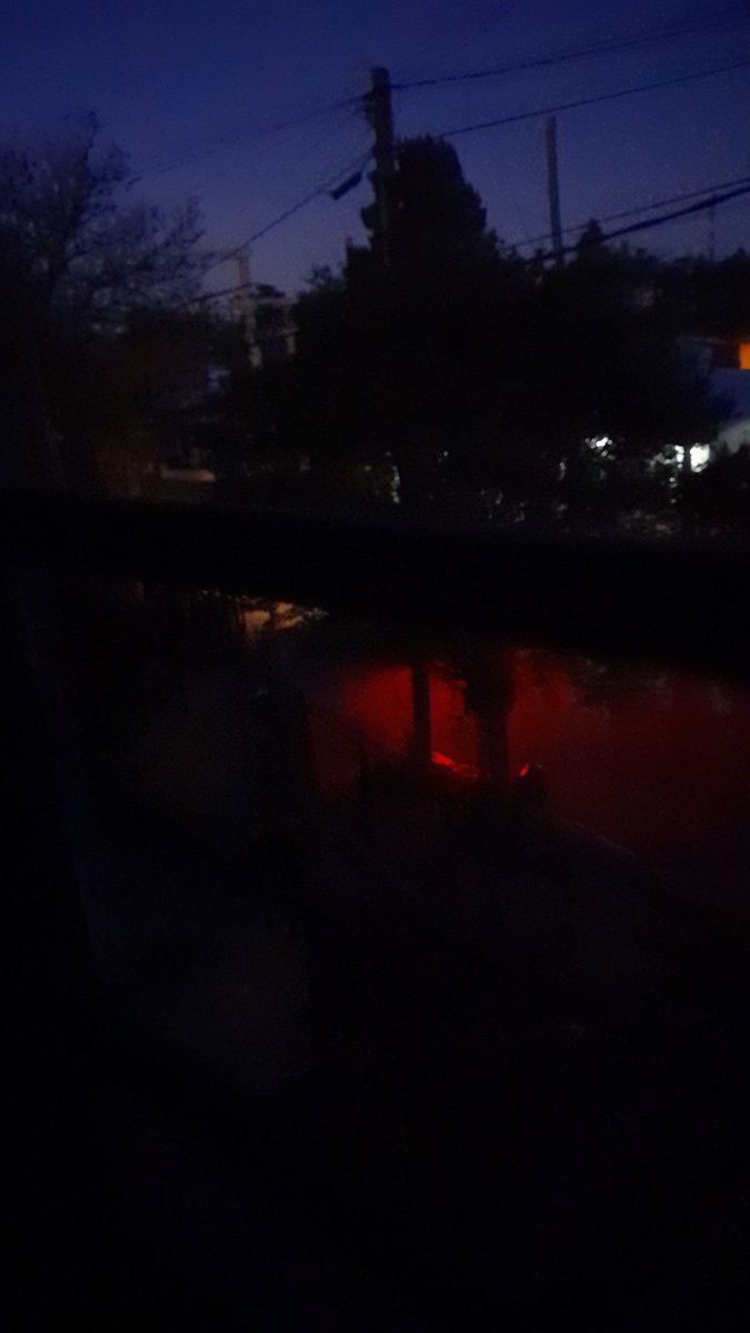 juncos_soledad's tweet photo. @EpecOficial Esta todo el barrio asi https://t.co/6rYrjVjLCB