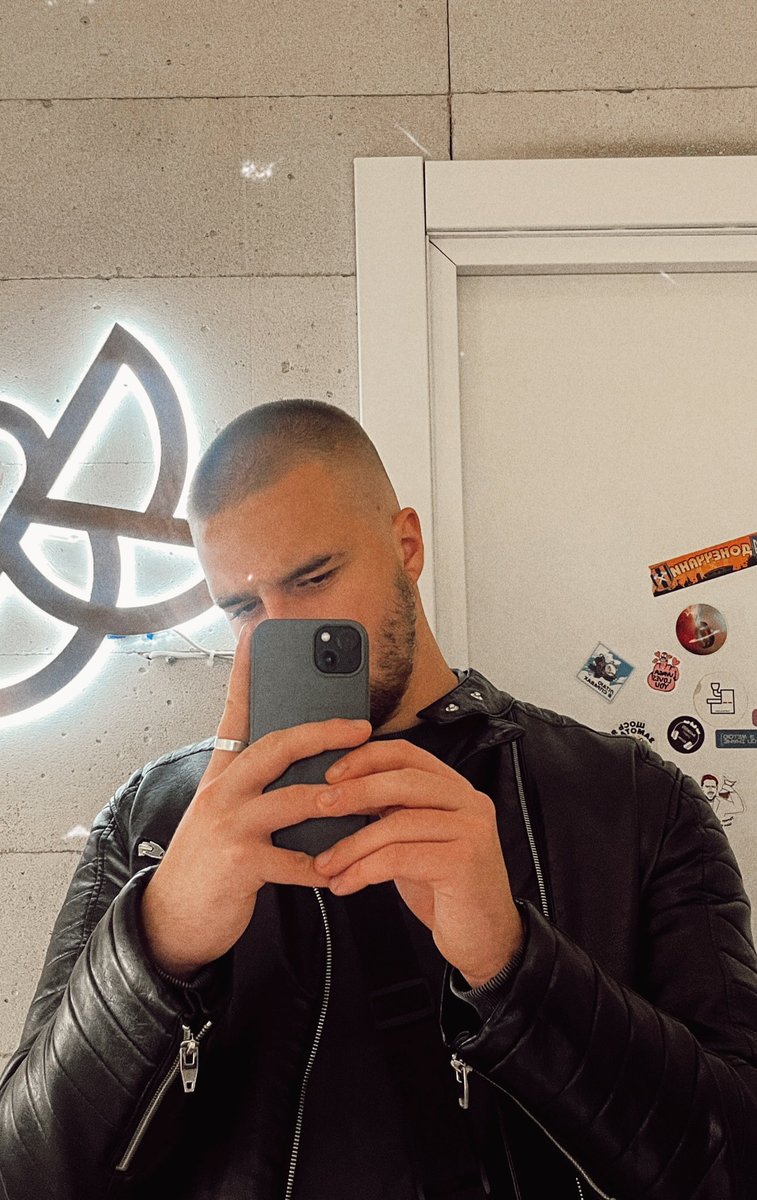 Солодкий Кондитер🧸🍭 (@iceredarik) on Twitter photo 