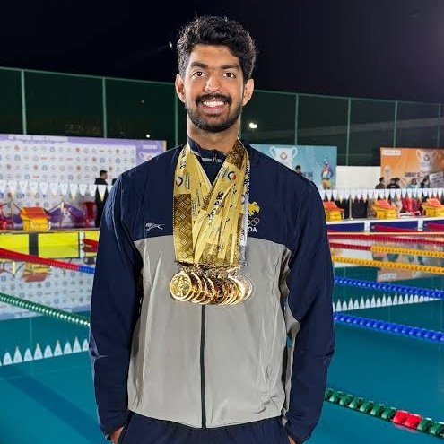TheKhelIndia's tweet photo. SRIHARI NATARAJ IS LEADING INDIA SWIMMING!

Won Three Medals at Asian Aquatics C'ship 🔥
🥈 Men's 200m Freestyle 
🥈 Men's 50m Backstroke 
🥉 4x100m Medley Relay

First Indian to win a medal in continental events for the first time after 16 Years! 🔥🤩

SENSATIONAL SRIHARI 🇮🇳💙 https://t.co/G8gOjmEck3