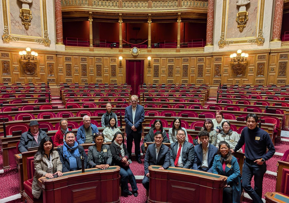 FragmentisVitae's tweet photo. Les membres de l’association Fragmentis Vitae Asia ont eu l’immense honneur d’être accueillis au @Senat https://t.co/R48jlU7JJU