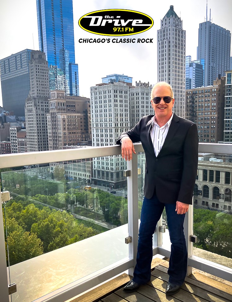 I'm bustin' out my rockin' Sunday best for you 12noon-5pm today on #Chicago's Classic Rock 97.1 The Drive! 🎶🤘😎🎶

More details:  tinyurl.com/5hdu59jf