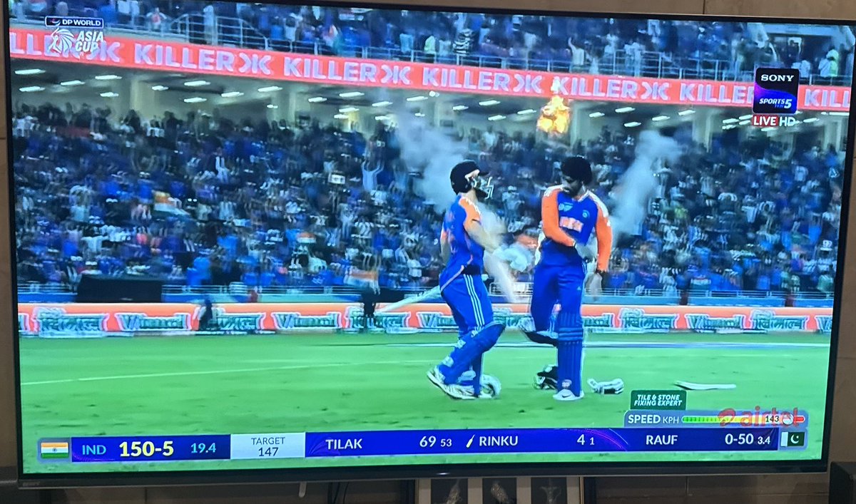 shilpa_cn's tweet photo. India TRASH Porki Pakistan in the finals!🔥🔥🔥

PKMKB FOREVER 🔥😭

#INDvsPAK #AsiaCupFinal #PKMKB https://t.co/3qMdOf8Uv1