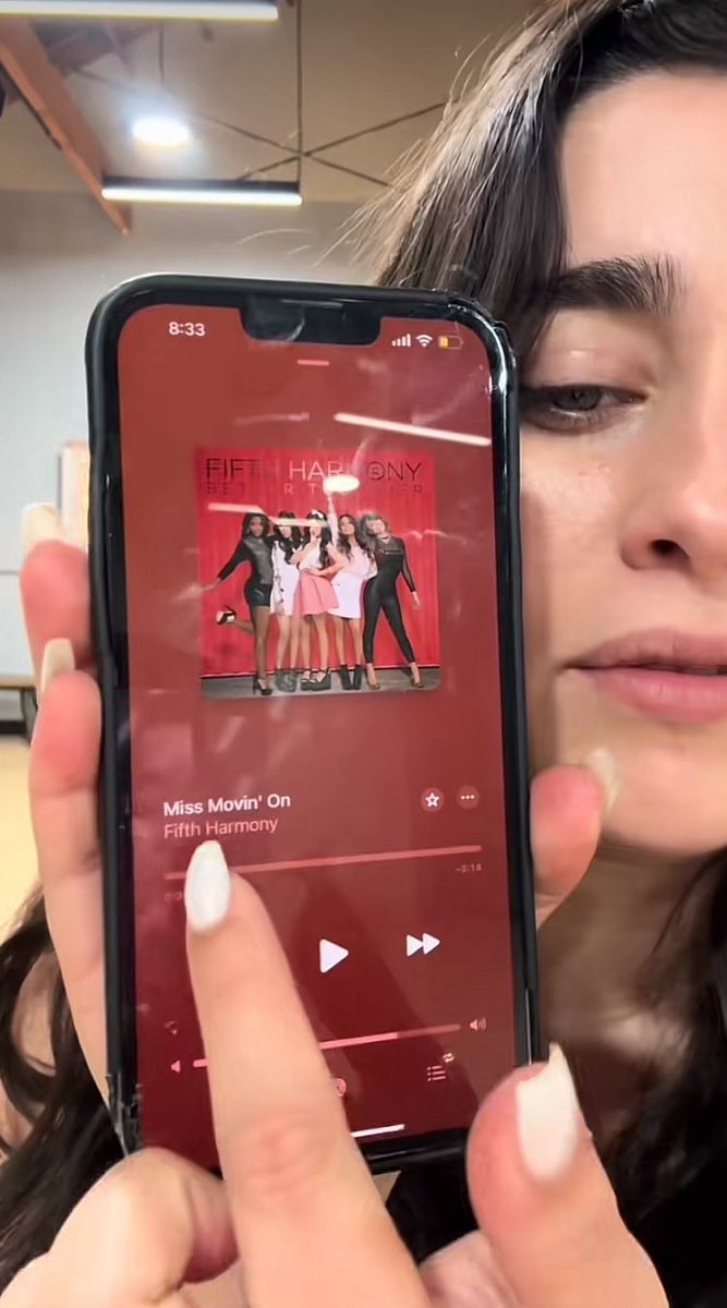 camilacubagang2's tweet photo. Lauren Jauregui, te amo mucho 😭🥹🥺😭 https://t.co/GEiHrXTkwl