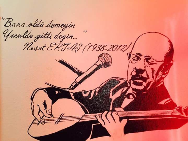 kibgor20's tweet photo. Bana öldü demeyin, yorulup gitti deyin.

Anısına Saygıyla #NesetErtas 
#nesetertaş https://t.co/FvB99F0xx8