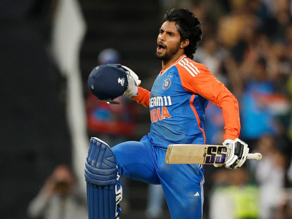 इंडिया जीत गया आतंक हार गया 
तिलक ने लगाया एशिया कप के जीत का तिलक
well done team india🇮🇳
#IndianCricket #indvspak2025 #AsiaCupFinal #IndianCricket