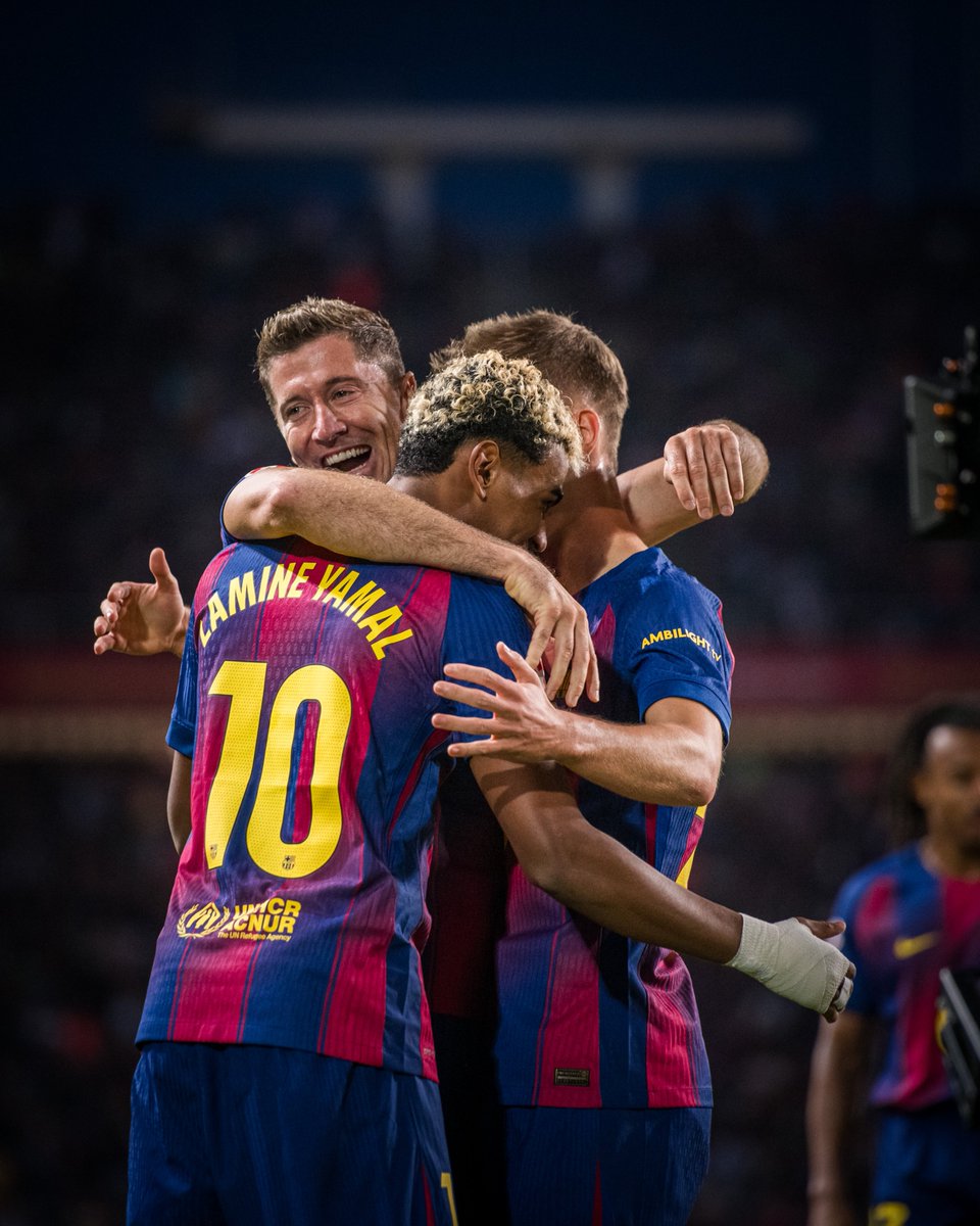 FINAL DEL PARTIDO. 
Barça 2-1 Real Sociedad 
Se sufrió más de la cuenta al final pero nos terminamos llevando 3 puntos fundamentales, y con esto estamos punteros en la liga.
Grandes partidos de Frenkie, Rashford y Pedri y Lamine cambió el partido con su desborde.
Miércoles vs psg