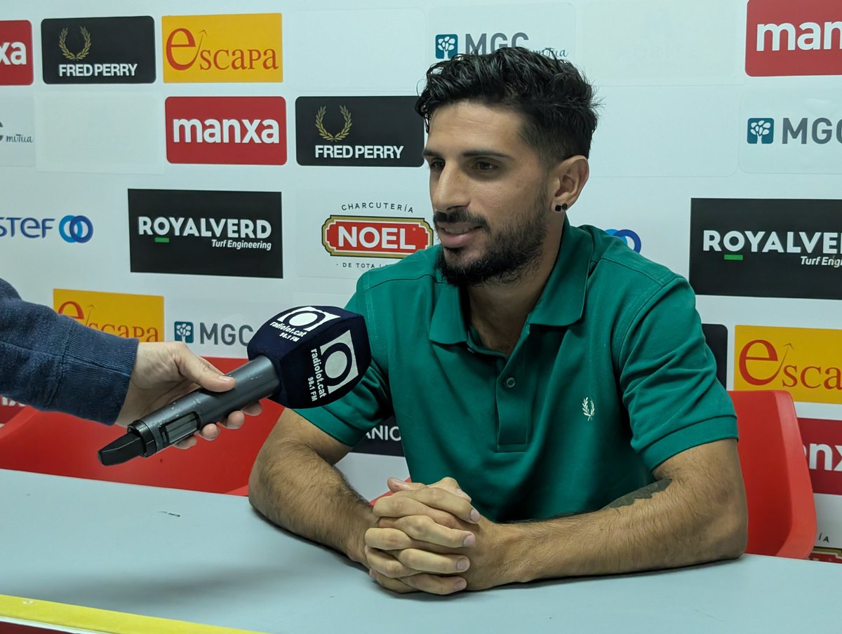 Albert López: "Estic molt content, primer per la victòria i també pel meu primer gol amb l'Olot"