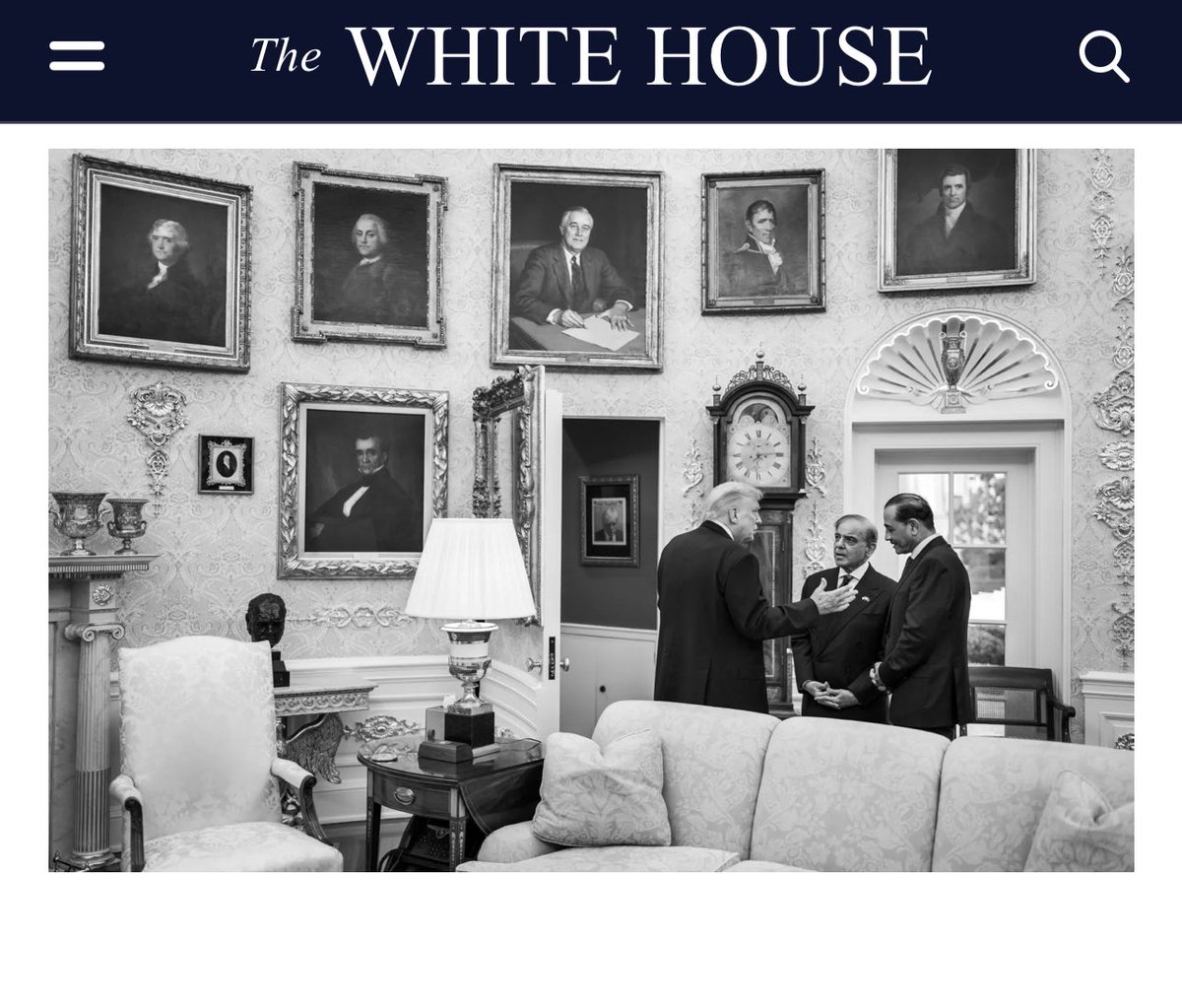 MashwaniAzhar's tweet photo. Lol. This is official photograph of @WhiteHouse. Here is the link: https://t.co/YkA1eWtRTL
Koi sharam karlo Azaad k jhotay Ghulamo. https://t.co/6kc0xtFAZy