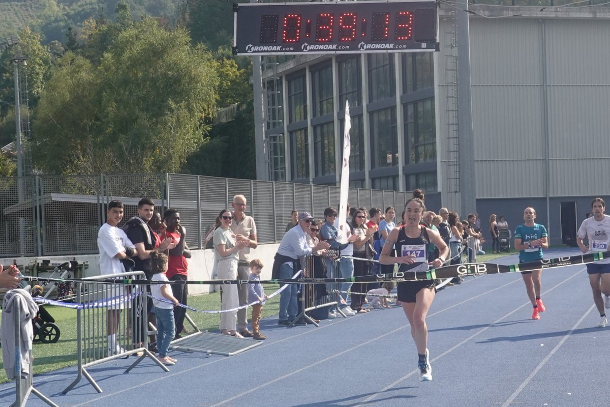 25. Josetxo Imaz Memoriala

🥇Unai Ibarra 31:06
🥈Miguel Aristu 32:07
🥉Eneko Agirrezabal 32:27

🥇Irati Zubizarreta 39:13
🥈Naiara Domeño 41:20
🥉Oihana Oleaga 42:25

📄goo.su/CcIUy
📷Hitza goo.su/XLEVgvt

<a href="/Ordiziako_Udala/">Ordiziako Udala</a> <a href="/BeasaingoUdala/">Beasaingo Udala</a> <a href="/lazkaoko_udala/">Lazkaoko Udala</a>