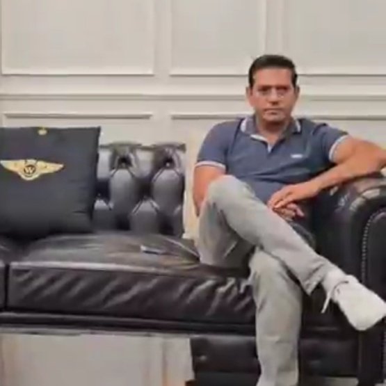 Don't forget that Aqib Javed destroyed Pakistan cricket just to satisfy his ego. Drag him as much as you can