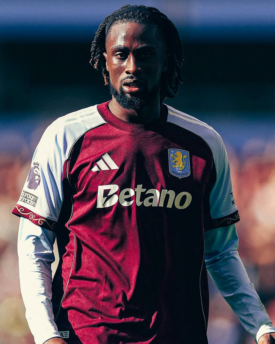 Evann Guessand completed the most dribbles (4), won the most tackles (2) and won the most duels (8) during Aston Villa's win over Fulham today 📈

#AVFC