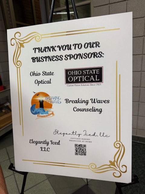 A special thank you to our Homecoming Business snack sponsors:
-Ohio State Optical
-Breaking Waves Counseling
-Elegantly Iced, LLC 
-Columbus Cakeaholic for the yummy cupcakes!!

Thank you for supporting Scioto PTO!

#irishnation☘️
