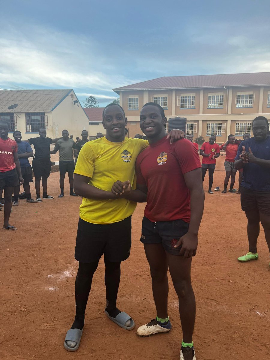 smack_rfc's tweet image. Captaincy handover complete!🙌🏽 Nuwagaba Terry passes the torch to Ryan Musigi after the culture incoming versus outgoing teams game today. Best of luck🦅