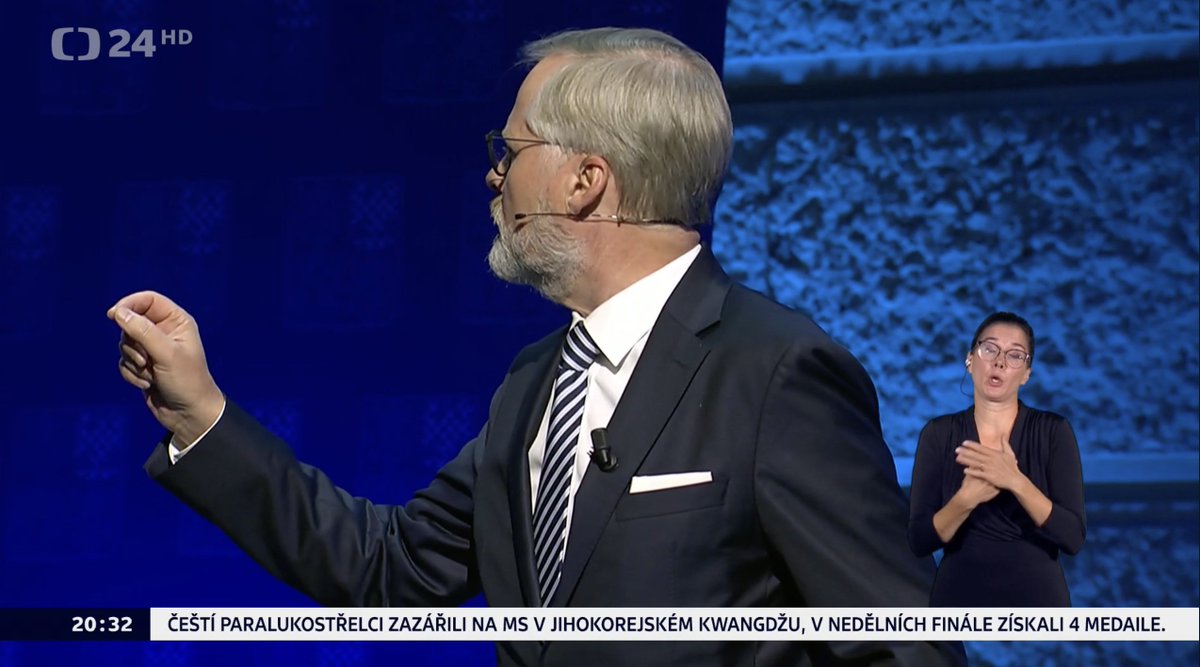 „Lidé musí vědět, že za Stačilo! se skrývají komunisté, kteří se hlásí k nebezpečné zločinné ideologii. A to je potřeba lidem říct. A že jsou to kolaboranti s Moskvou, což to ukazujete každým svým výrokem o Vladimíru Putinovi!“ 🔥🔥🔥