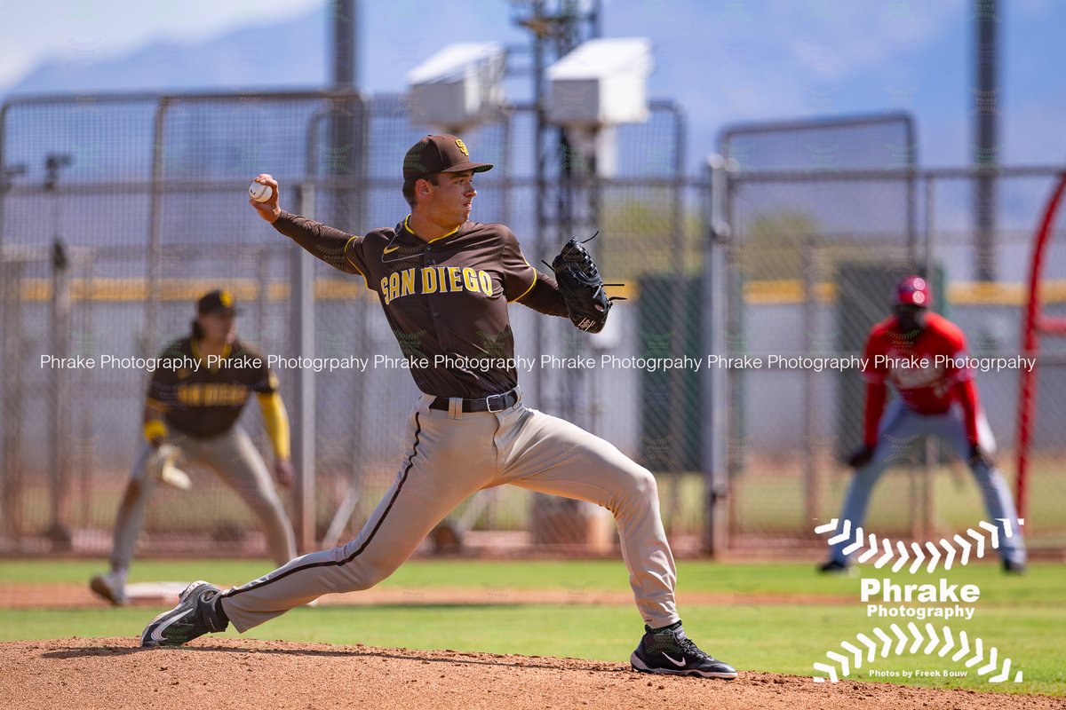 Phrake Photography tweet media