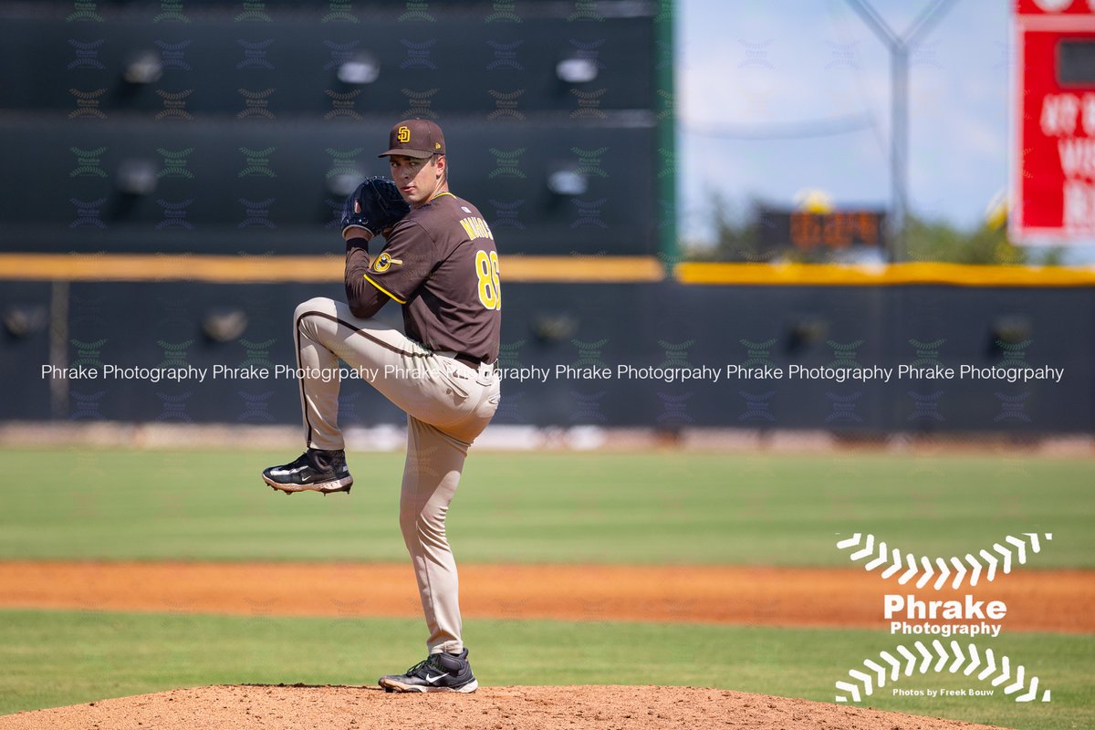 Phrake Photography tweet media