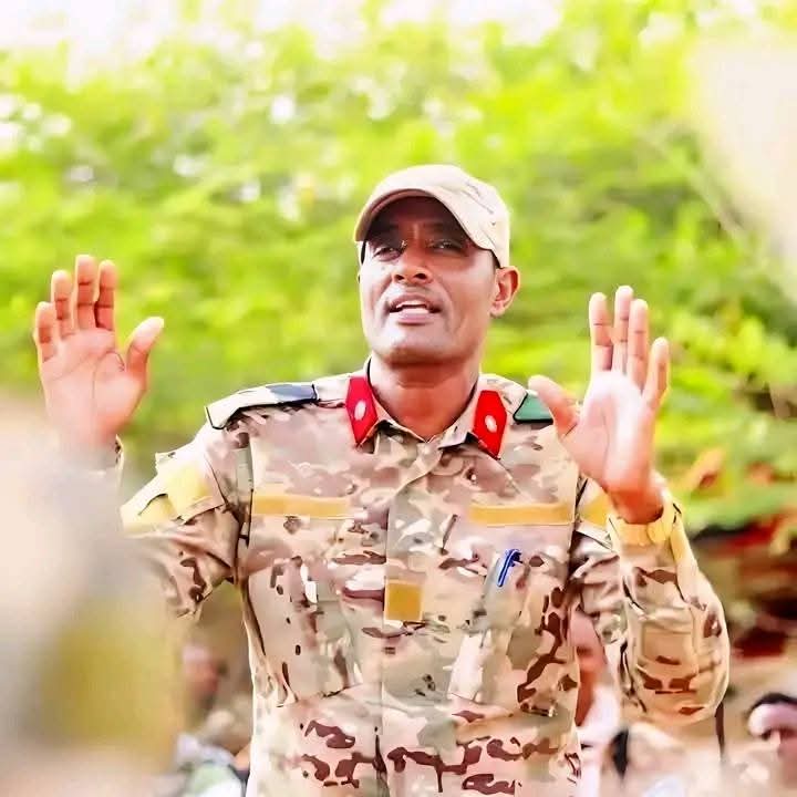 BashirAxmed10's tweet photo. This man is a terrorist, a warlord, a traitor. He is part of the Al-Shabaab militants fighting in the south
Somaliland apprehended him while he was secretly attempting to carry out terrorist acts. https://t.co/kNCKAU23UD