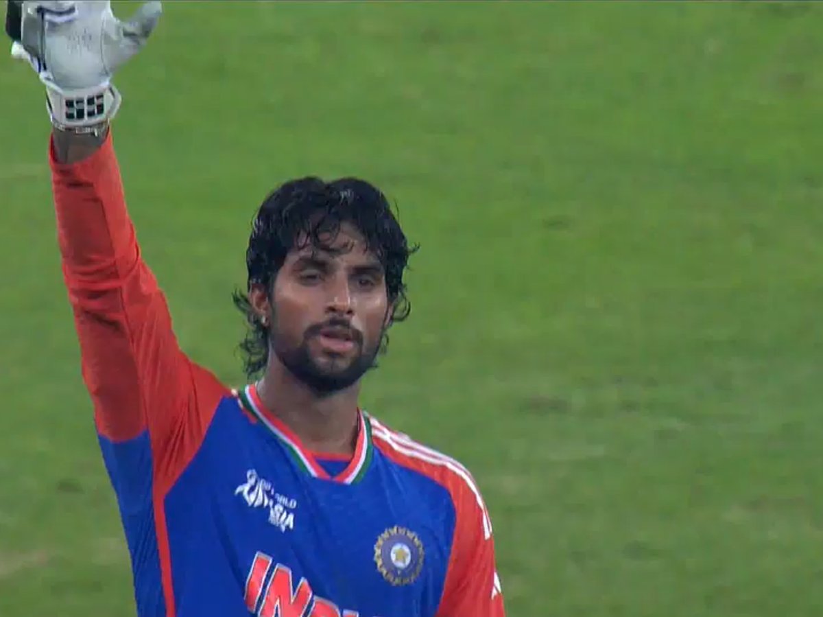 chiragweb3's tweet image. Superstar @TilakV9 Indian On Top 🇮🇳 #AsiaCupFinal #pkmkb