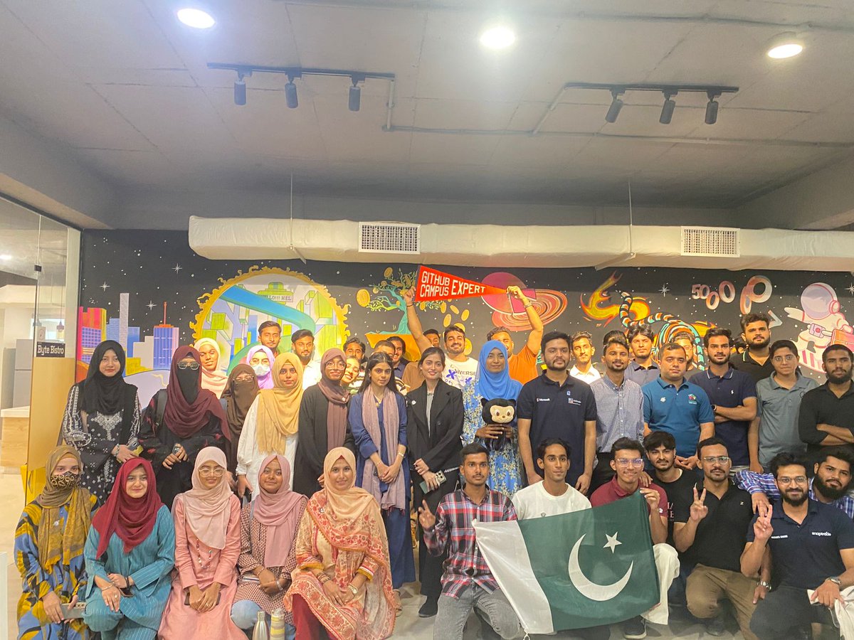 mlsauok's tweet photo. We’re thrilled to have partnered with MLSA Karachi for the VS Code Dev Day event! 🎉
Our team, led by Nabiha Ali (Lead) and Rameen Khan (Co-lead), ensured everything ran smoothly. Huge thanks to our former leads and our amazing volunteers and speakers for their dedication #mlsa https://t.co/P687H5y1xx