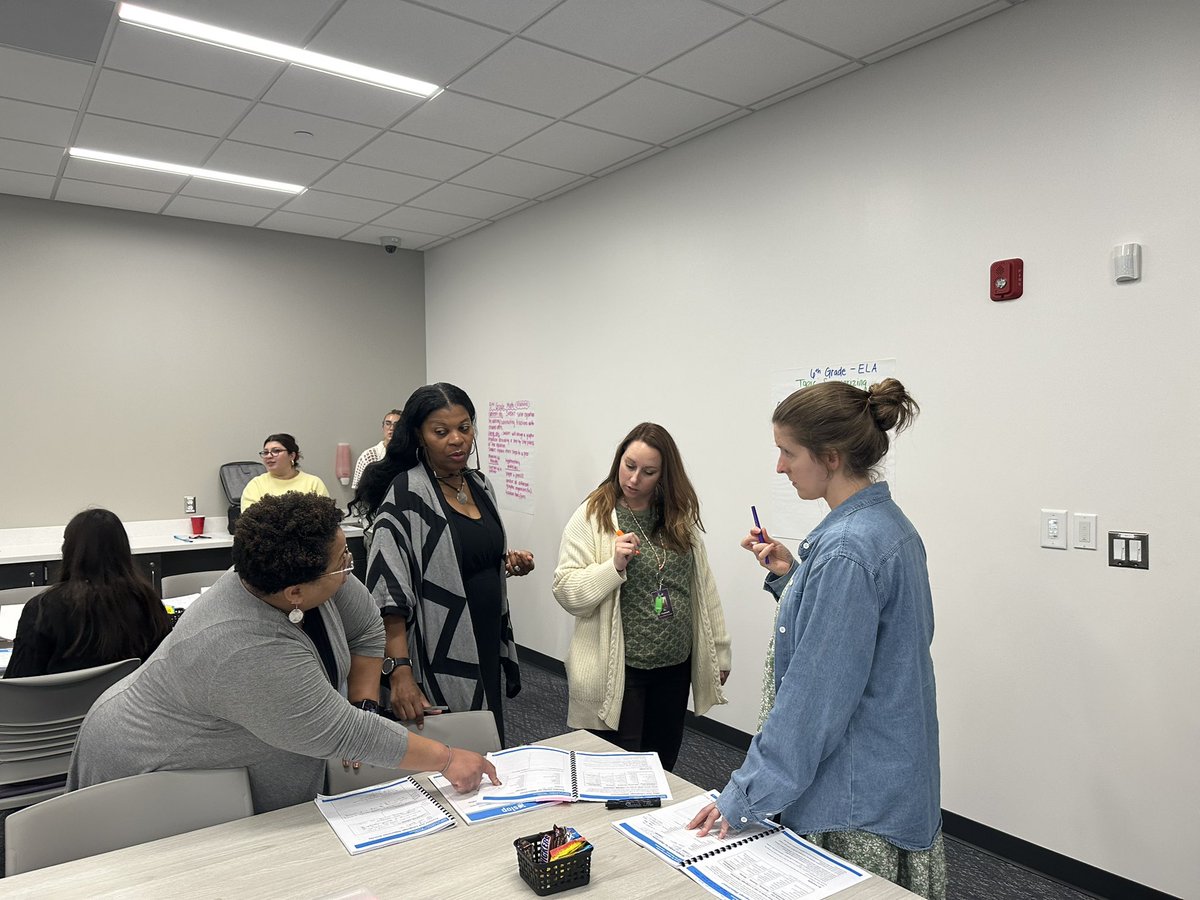 dmurff5's tweet image. Day 1 and 2 of SIOP training was outstanding! Staff members left with several new ideas to try! We are so excited for Day 3 and 4 in November. Thankful for those that signed up to participate. @WayneTwpSuper @HarrisLeads #wearewayne #BetterTogether