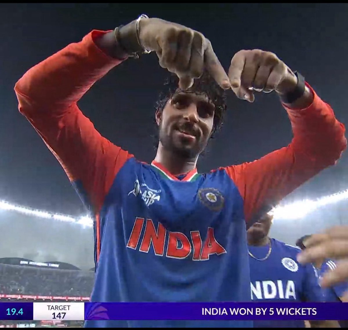 iAnammm's tweet photo. #AsiaCupFinal https://t.co/S7bogfZ9EC