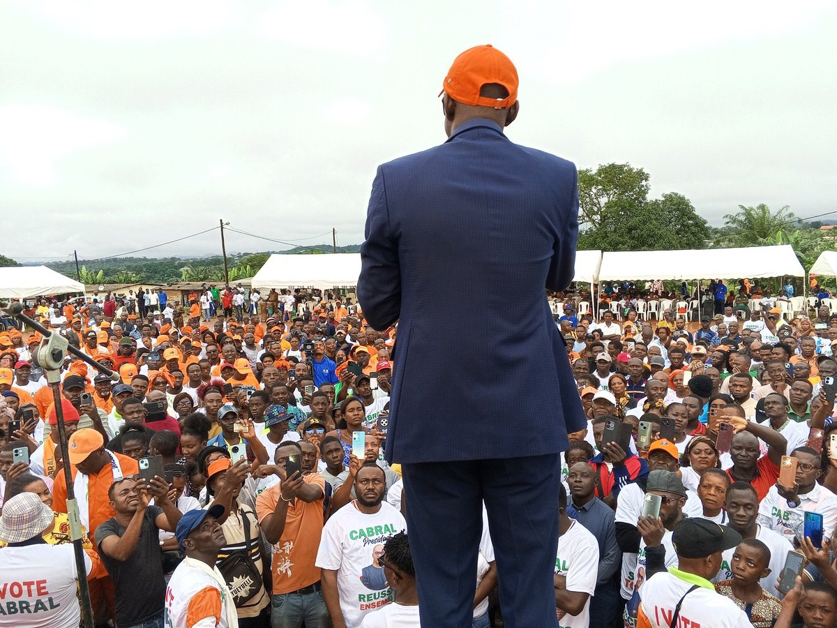 Pcrn_Officiel's tweet image. 🟧✊🏾 Edéa showed up today!
An exceptional mobilization with President @CabralLibii to write a new page of our history.
👉🏾 cabral2025.cm

#succeedtogether #godisincontrol #orangecoalition #orangesurge