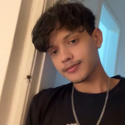 aoo1183's tweet photo. النفسية محتاجة ليله معا البرازيلي👇 @pedrintrestini 
😋🤤🤤🤤🤤
لما اجلخ --طيز. ي-- بخياره🥒🥒🥒واشوف فديوهاته اذوووب وتحمس واوجع نفسي بنفسي😋😋😋😋😋😋
#سالب_صنعاء 
#مبادل_صنعاء 
#بنوتي_صنعاء 
سالب صنعاء
مبادل صنعاء 
بنوتي صنعاء 
موجب صنعاء 
@aaoo1183 https://t.co/KRseCFtwvR