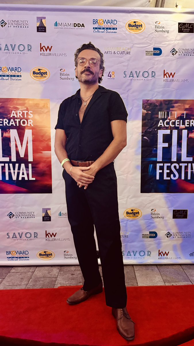 udachi's tweet image. Being out here