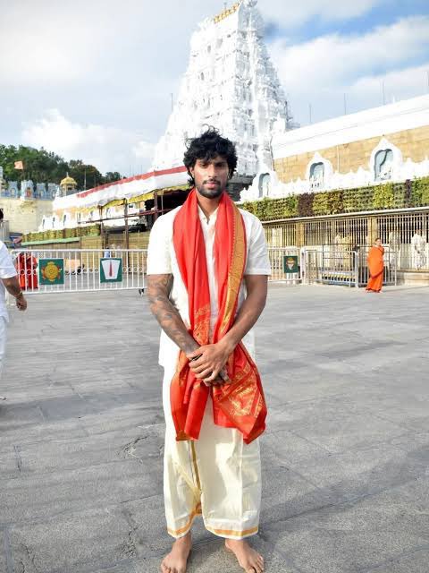 rcshukla007's tweet image. बाला जी का बल….
टीम इंडिया का विजय ‘तिलक’