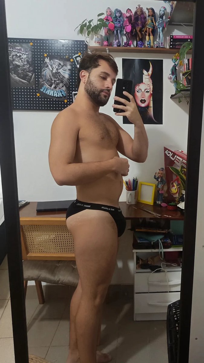 fakeitklox's tweet photo. Me poupe que até eu que tenho meio kilo de rola consigo usar se manque https://t.co/KLfB4p5yzn