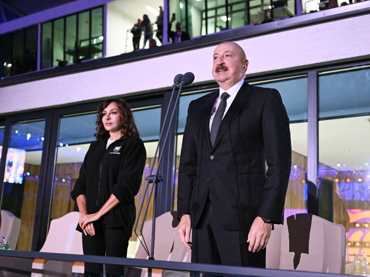Prezident İlham Əliyev və birinci xanım Mehriban Əliyeva Gəncədə keçirilən III MDB Oyunlarının təntənəli açılış mərasimini izləyiblər.

president.az/az/articles/vi…