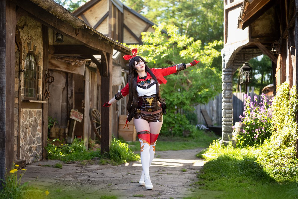 Happy 4th birthday, Genshin Impact! 🩷

📸 Lyonola_cosplay_photography

#barbaracosplay #amber #genshinimpact #lumine #HoYocreators