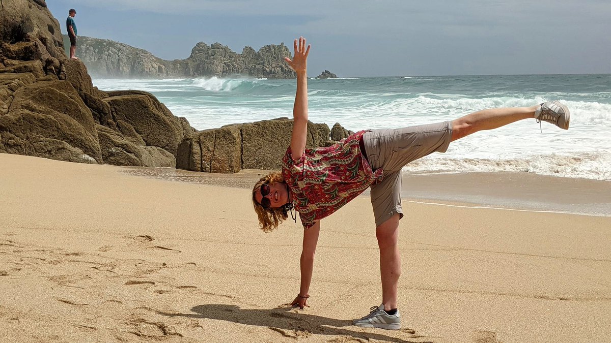 Come and enjoy the collective energy of being in a workshop with fellow students. With Nicky Wright teaching- mailchi.mp/f4853f57ee0b/l…