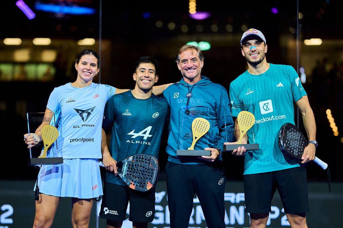 ¡TOGETHER WE ARE A TEAM!