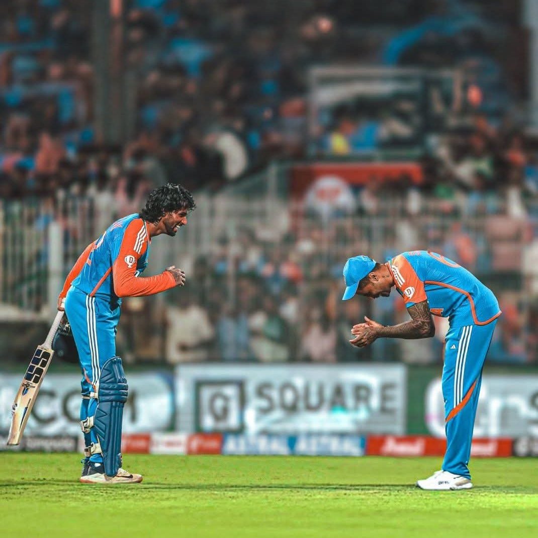 This picture sums up the night! What an innings... #TilakVarma is one of the next BIG thing in #IndianCricket. Loved the incredible composure, which led to a match winning innings! 🫡
#INDvsPak
