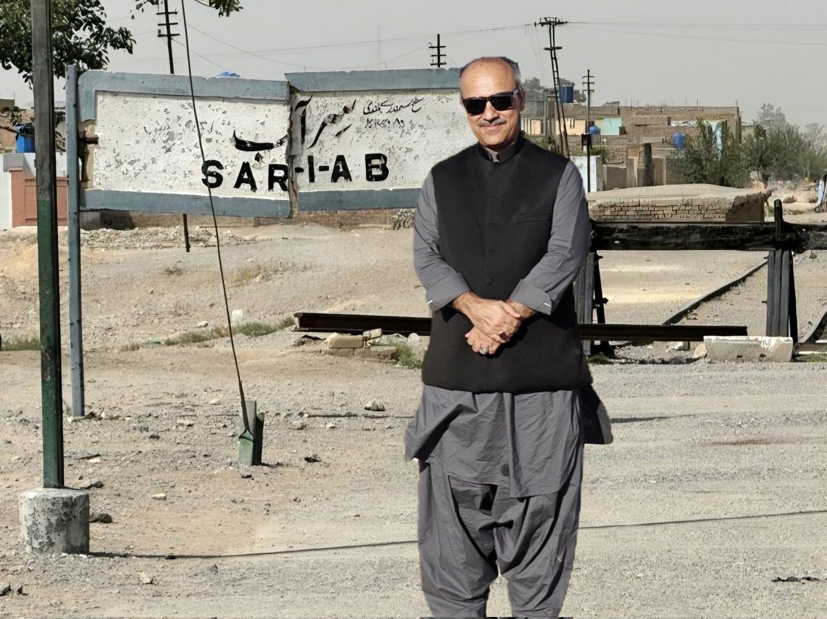 Standing at Sariab Railway Station, Quetta, established more than 100 years back during the expansion of British railways.

Sa-i-Ab (Saryab) literally means "begining point of a stream" and figuratively means a lush green place, where there is an abundance of water.
#Saryab