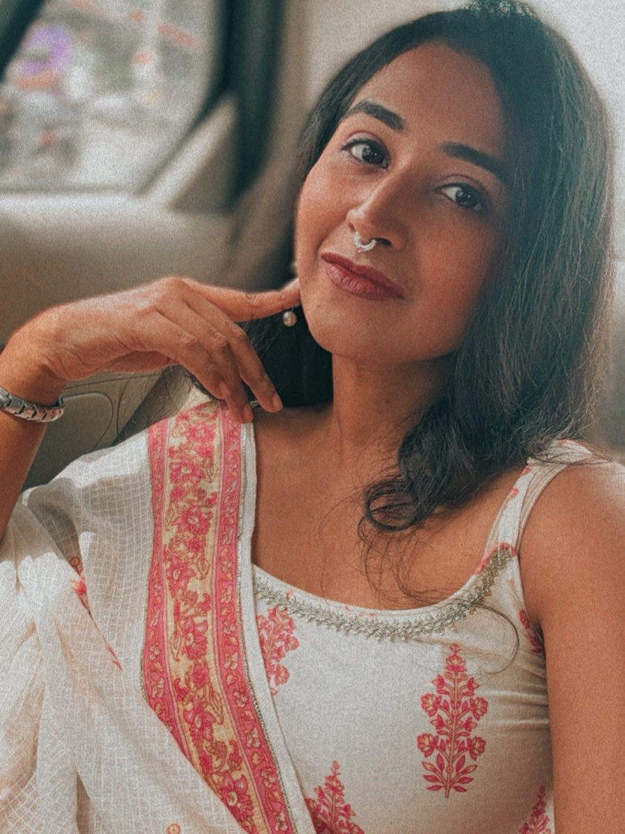 Weekendvibes_'s tweet photo. Ananthi Iyappan 🤍
#Ananthi #AnanthiIyappan https://t.co/iHdzujIHM7