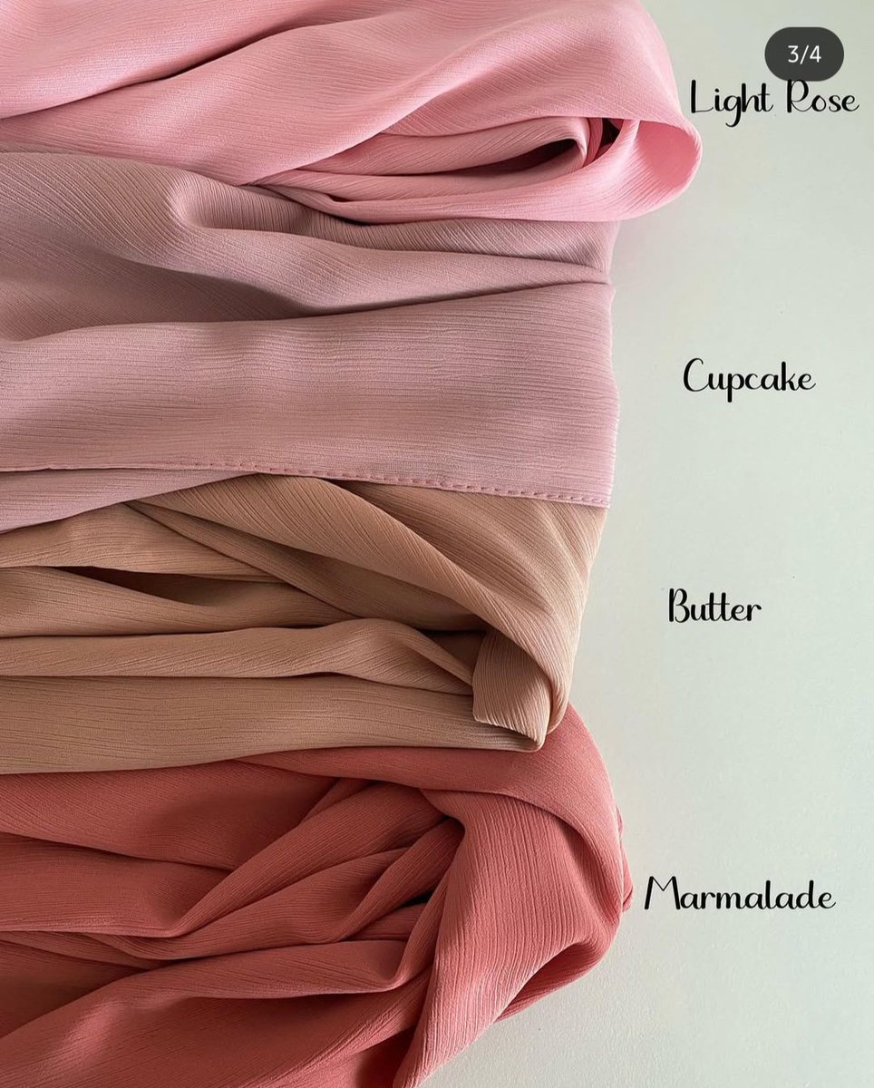 Ummammarr's tweet photo. The Premium Crinkle chiffon scarves is perfect for everyone who loves elegance,simplicity and gives you that boujee look
Amazing texture,flows effortlessly and drapes beautifully
Price:7,000 naira
Available in 40 colours
Location:Abuja 
Send a dm to place order https://t.co/xJgqrgh67e