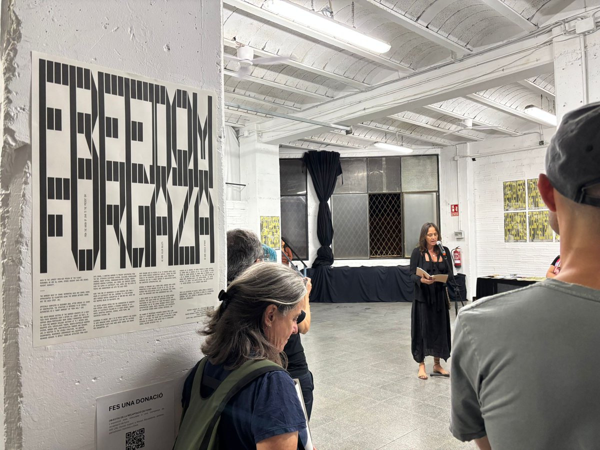 esquerraLH's tweet photo. Aquest vespre hem assistit a la inauguració de l'expo #FreedomForGaza, organitzada per @PlauditeTeatre en el marc de la #Mondiacult2025, a l'edifici Freixas.

Una oportunitat de seguir parlant sobre les atrocitats i el genocidi que està vivint el poble palestí, en primera persona https://t.co/lsIwafKDM5