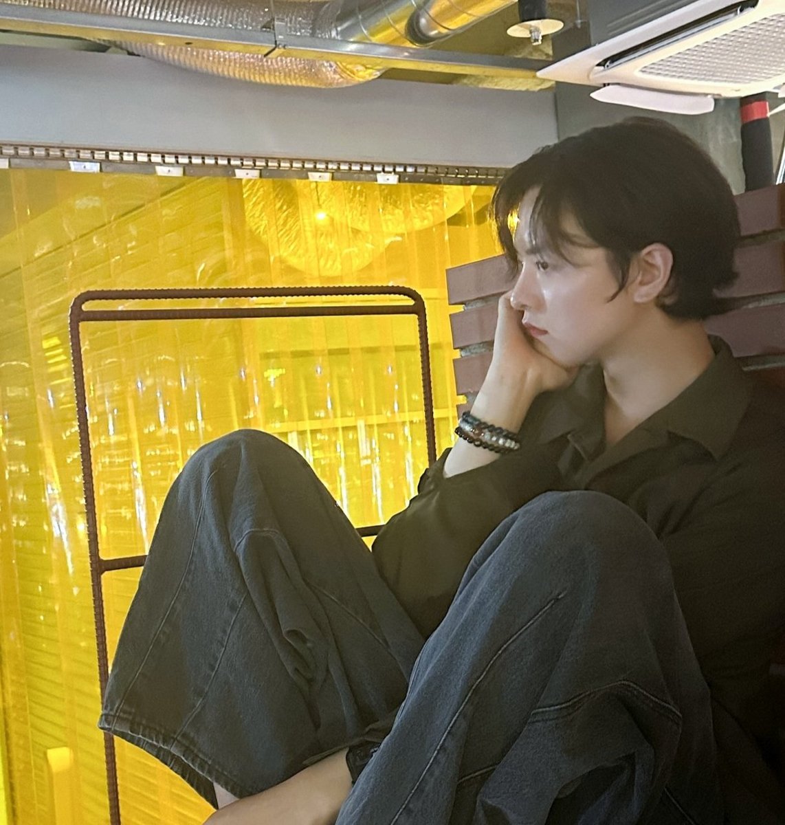 Arwens_RVkitty's tweet photo. #RAVN #레이븐 #김영조 #レイブン #RV Memory 🌹 https://t.co/teVO52vePl