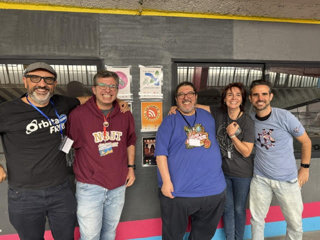 Los últimos de FEEDlipinas tweet media