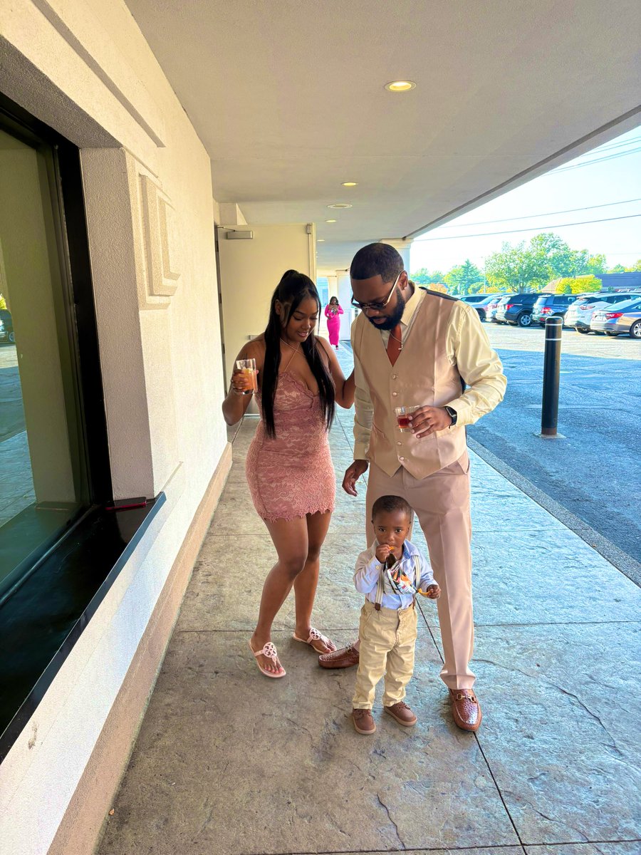 __Zcs's tweet image. 👔 👗👦🏽