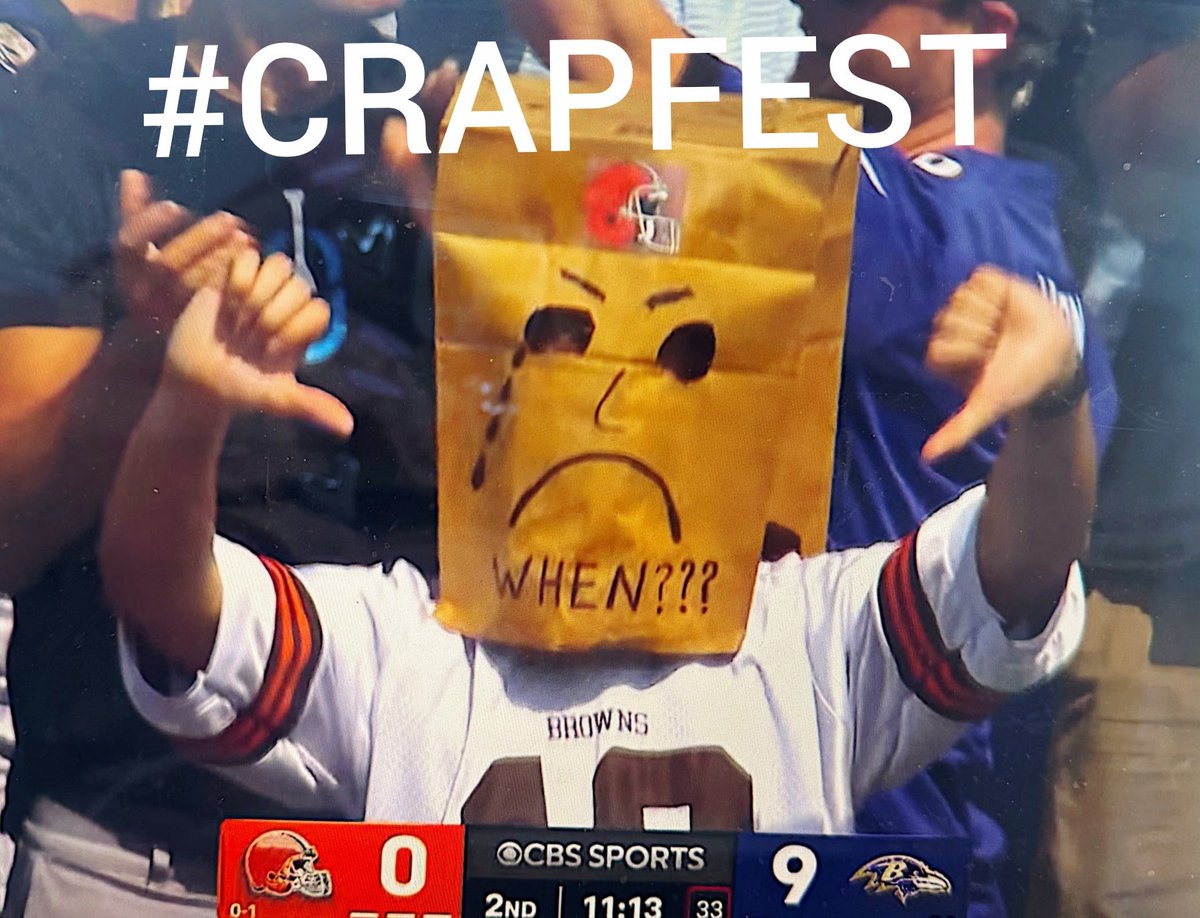 RMASIE's tweet image. 🚨🚨🚨Breaking! Szmyt is legally changing his last name to Yumbo because he Yumbos the bed @Laribus77 @MrKennyKidd @KenCarman